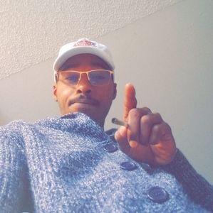 Meet your Posher, Troy